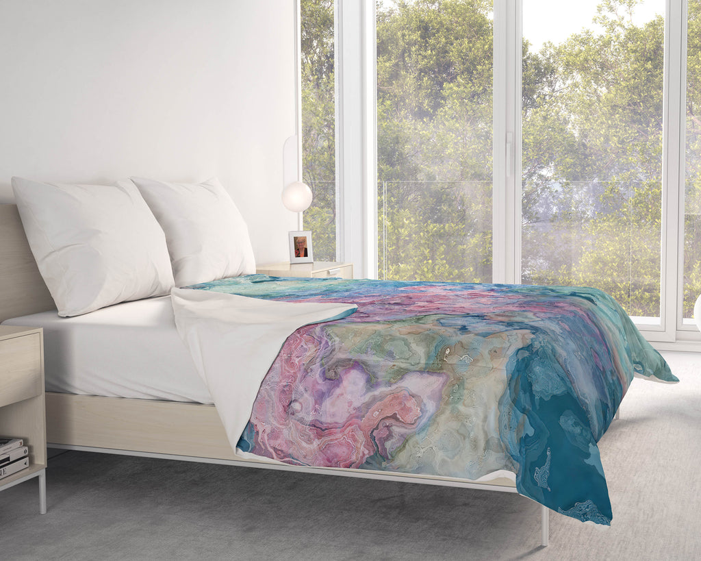 Abstract Comforter, Ingenue